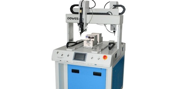 液晶電視背板在線式自動鎖螺絲機(jī)設(shè)備解決方案-堅(jiān)豐股份