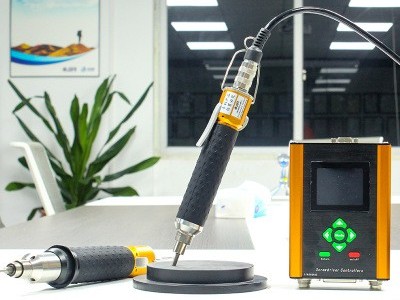 伺服電批加上機(jī)器人視覺，究竟是什么效果？-堅(jiān)豐股份